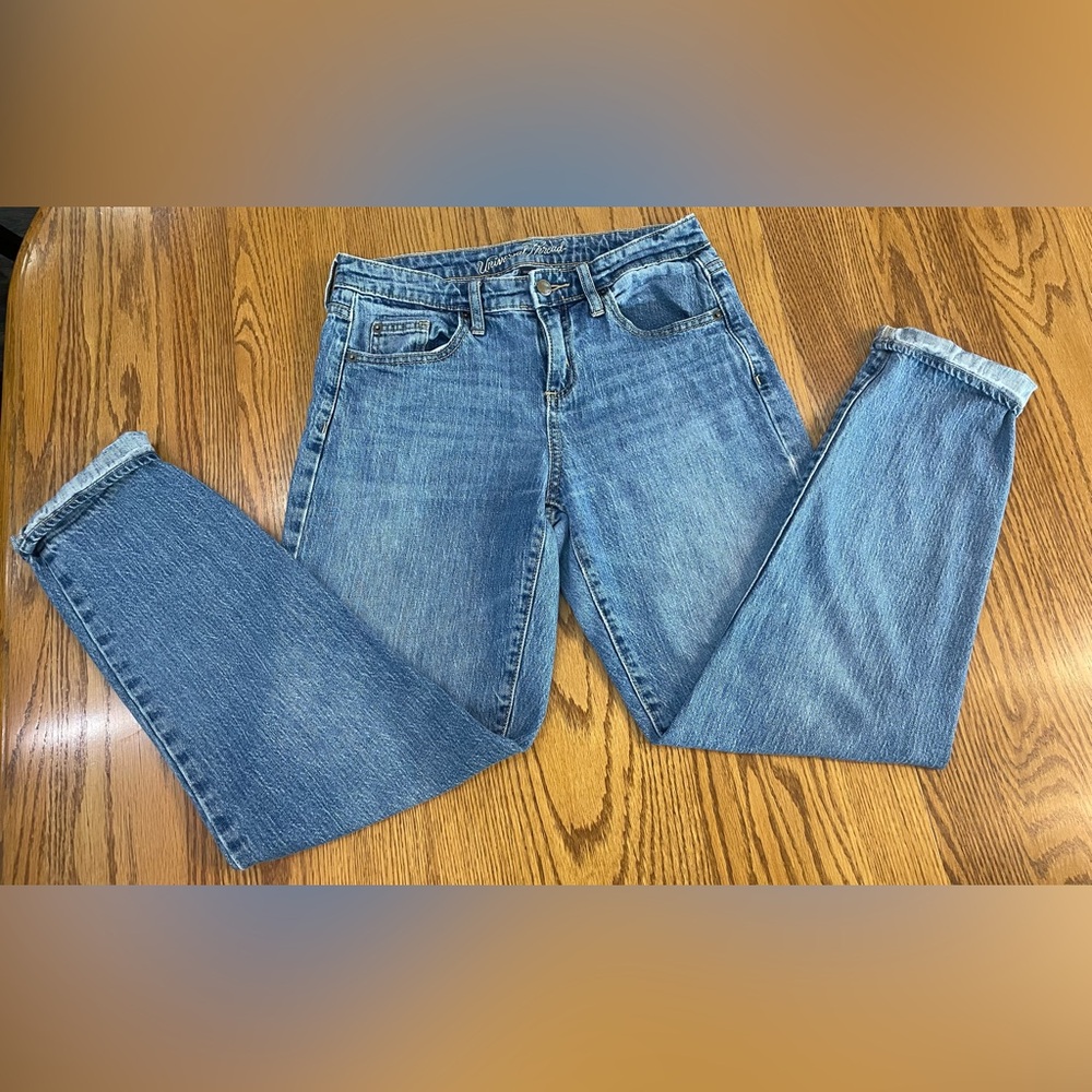 Universal Thread Light Wash - Mid Rise Boyfriend Jeans 00/24